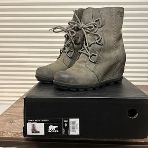 Size 9 Sorel Joan Of Arctic Wedge II Boot Women's Waterproof Leather Quarry